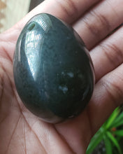 Load image into Gallery viewer, Jade Nephrite yoni egg
